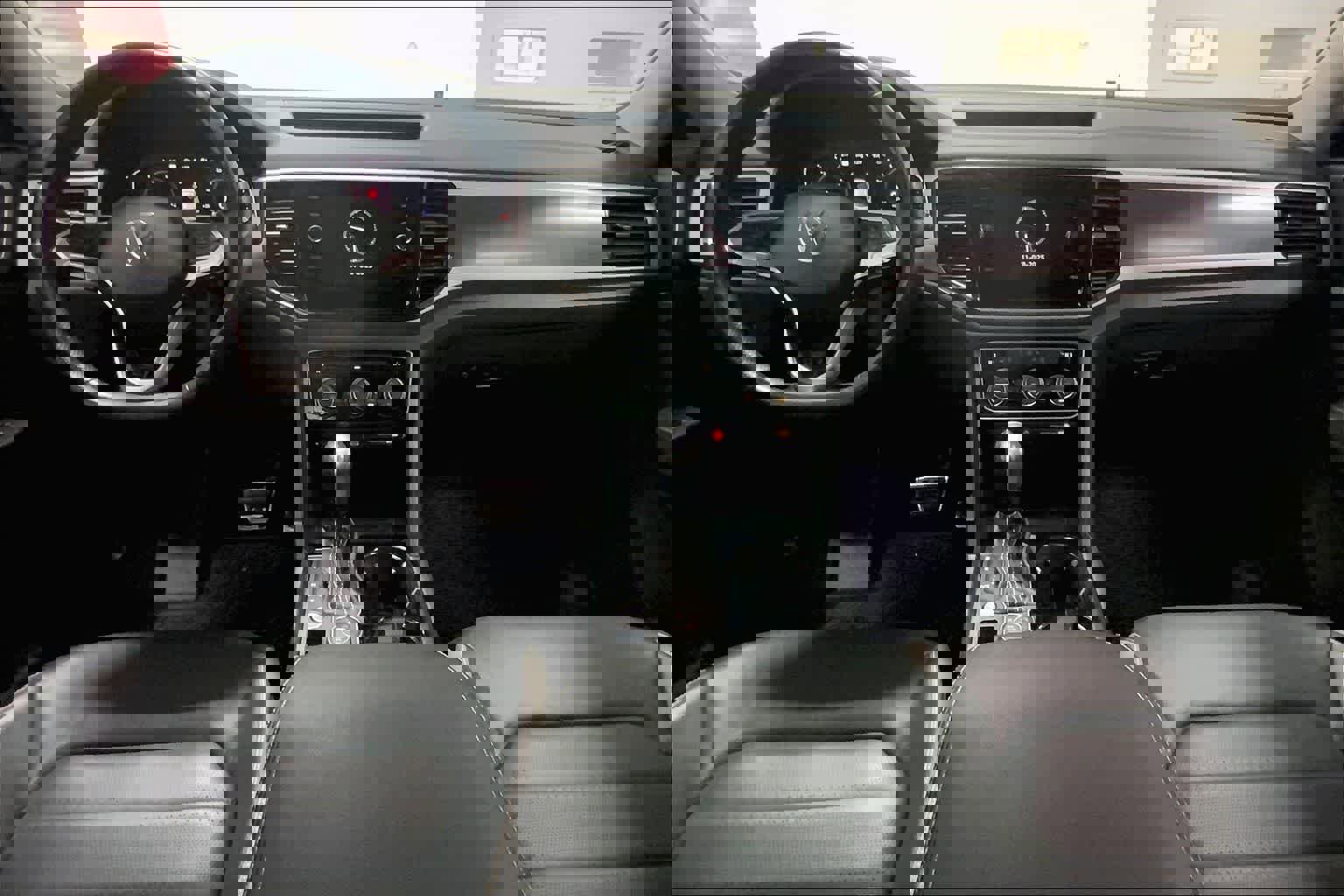 Used 2023 Volkswagen Atlas SEL Premium image 9