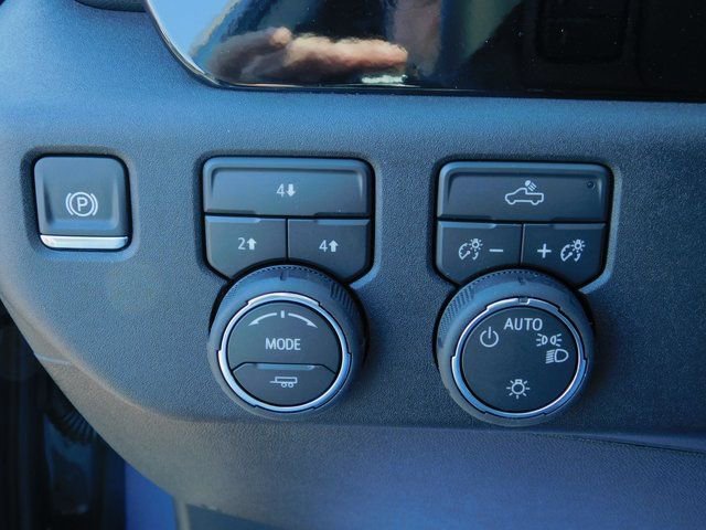 New 2026 Chevrolet Silverado 2500 LT image 32