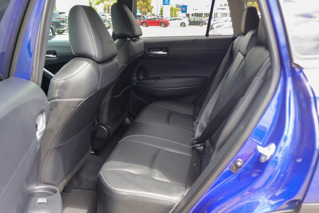 Used 2024 Toyota Corolla Cross XLE w/ Convenience Package FWD image 10