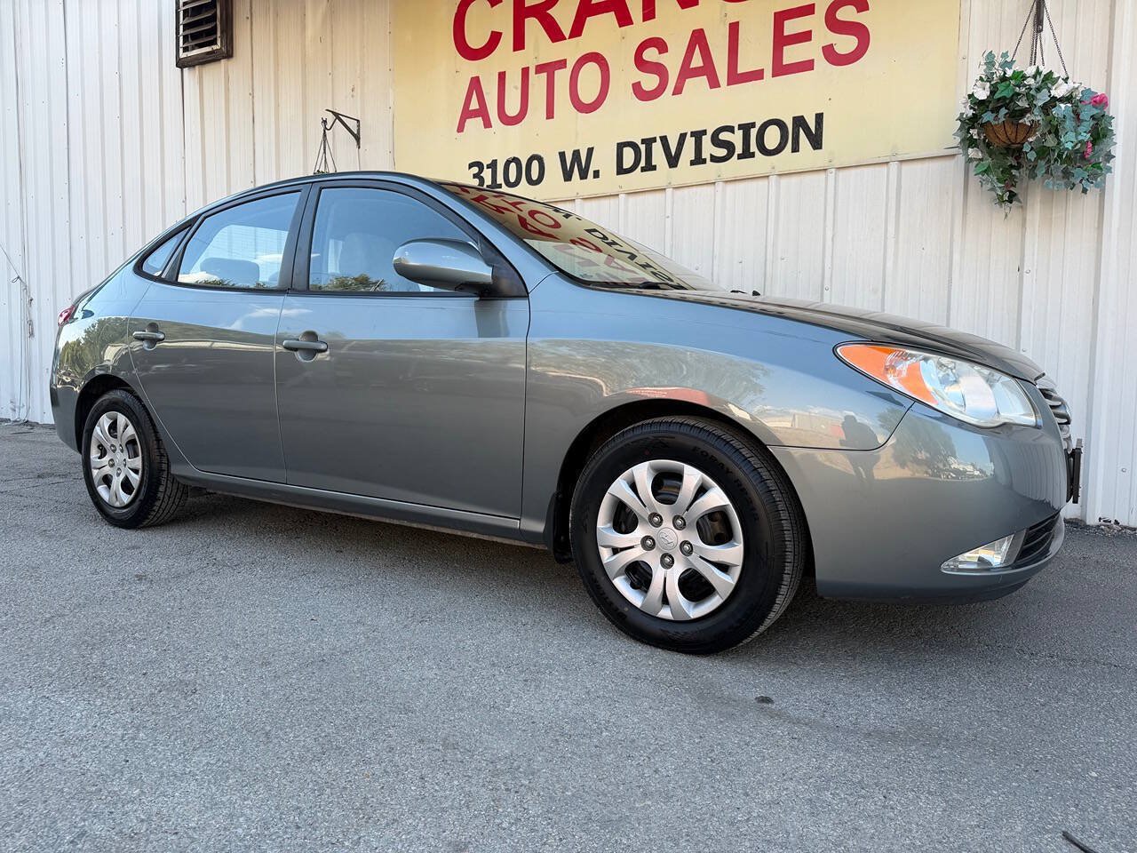Used 2010 Hyundai Elantra GLS FWD image 3