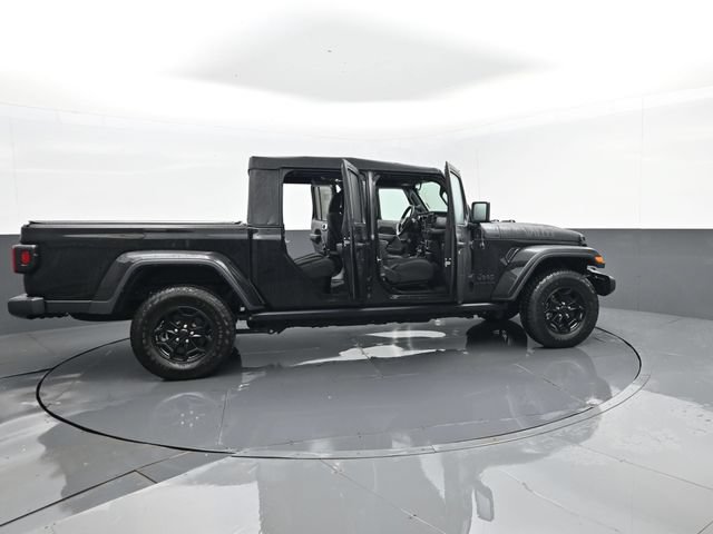 Used 2022 Jeep Gladiator Sport AWD/4WD image 26