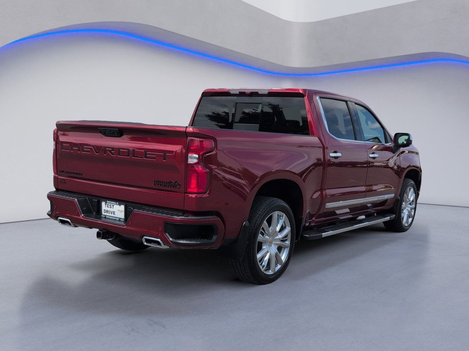 Used 2025 Chevrolet Silverado 1500 High Country w/ High Country Premium Package AWD/4WD image 10