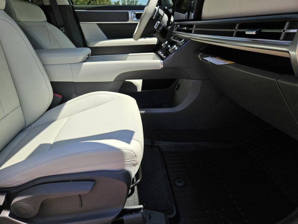 New 2026 Hyundai Santa Fe SEL FWD image 9