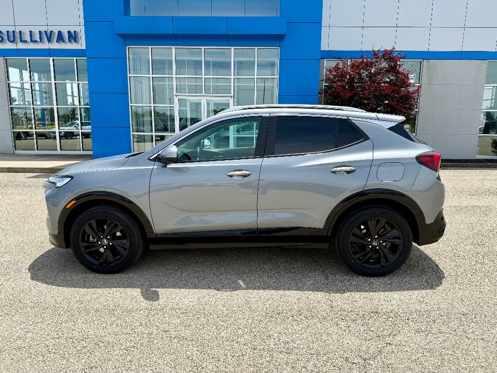 Used 2024 Buick Encore GX Sport Touring image 1