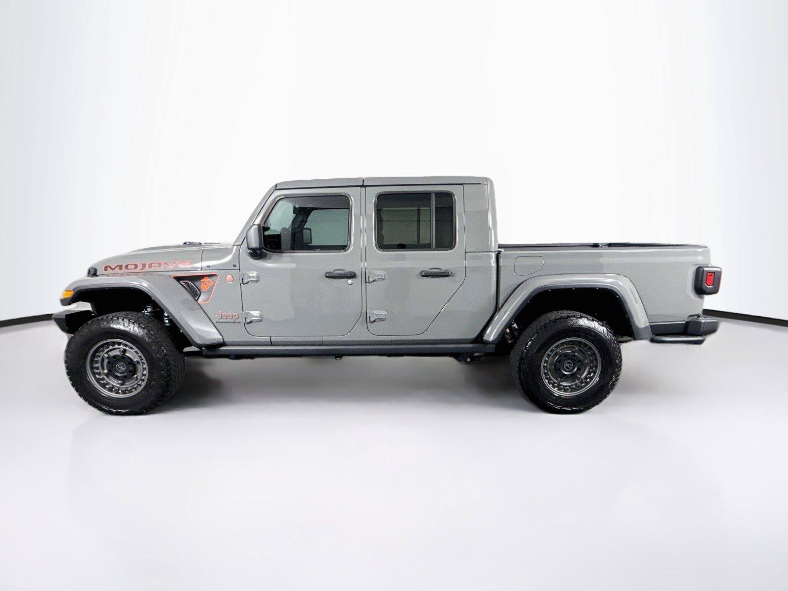 Used 2023 Jeep Gladiator Mojave w/ Cold Weather Group AWD/4WD image 14