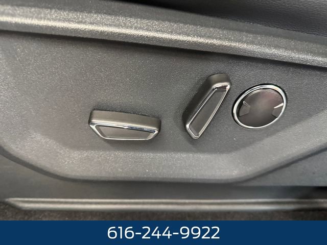 New 2025 Ford F150 Lightning Lariat image 23