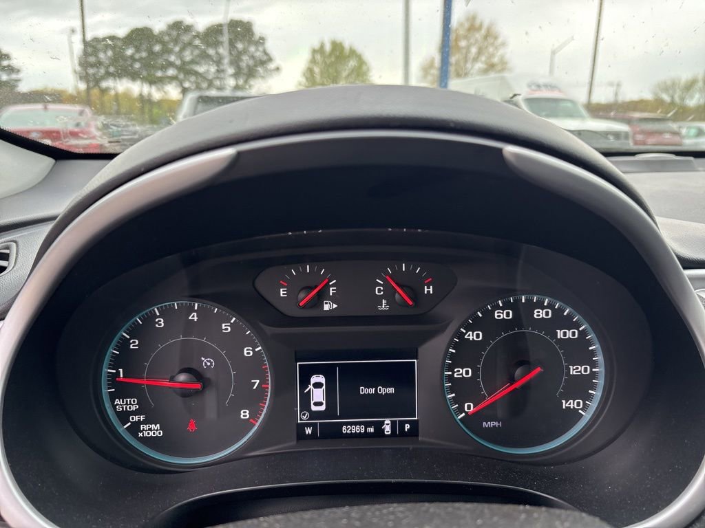 Used 2024 Chevrolet Malibu LT FWD image 24