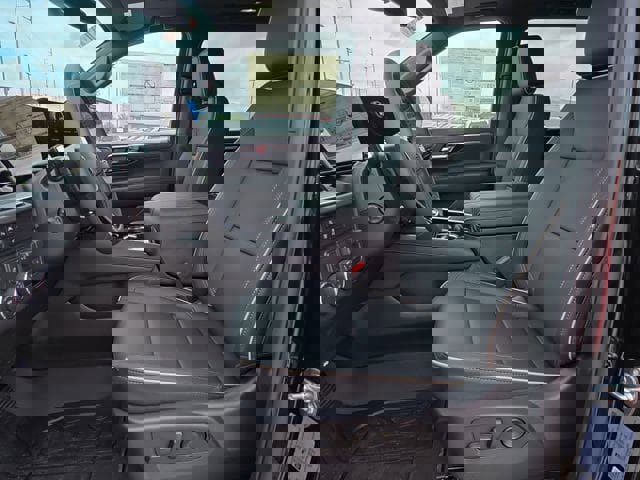 New 2026 Chevrolet Suburban Premier w/ Sun And Tow Package image 10