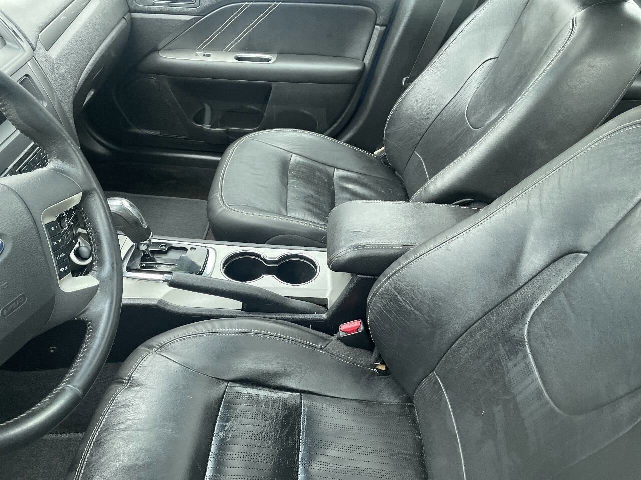 Used 2010 Ford Fusion Sport AWD/4WD image 4