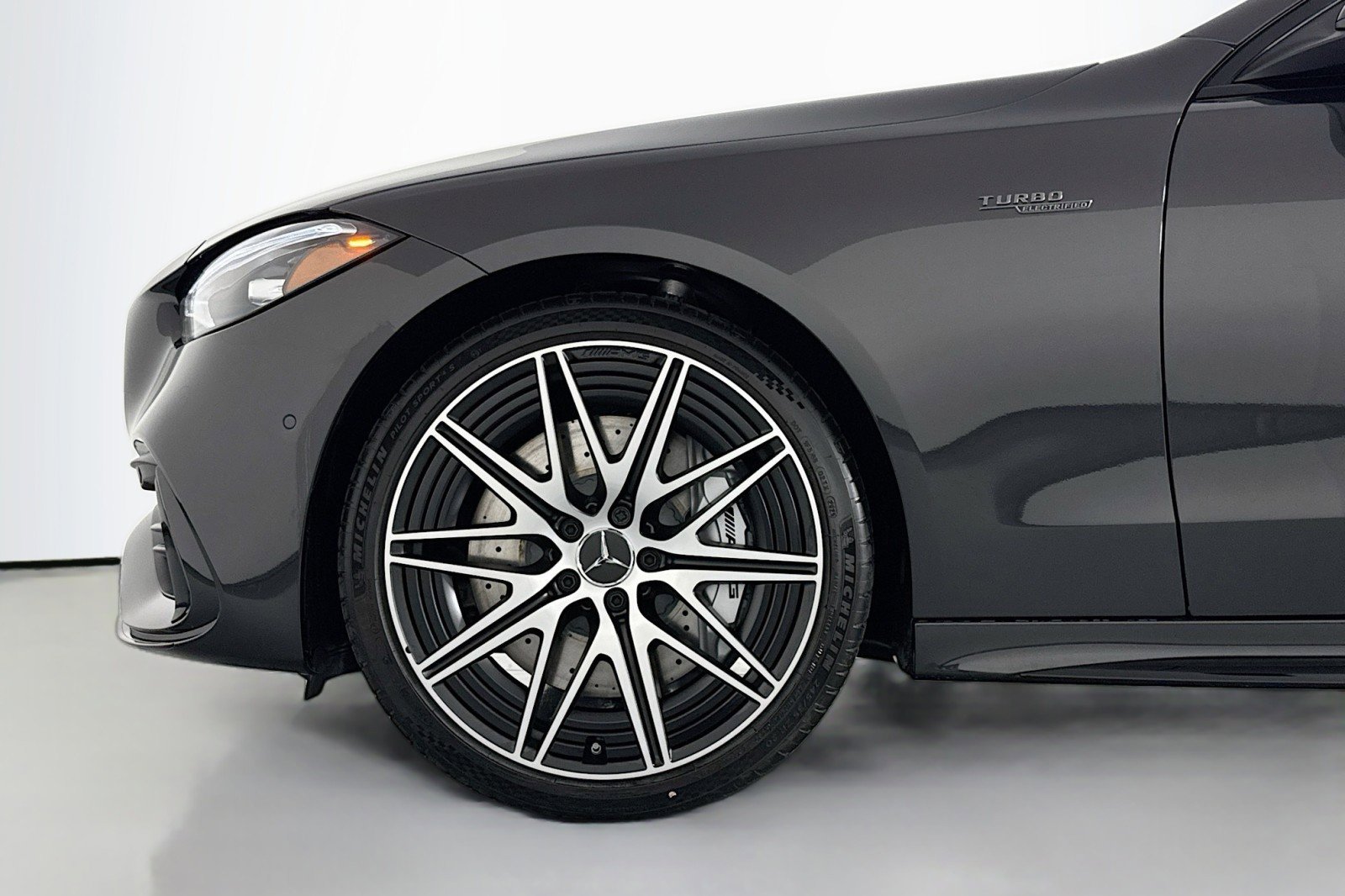 New 2026 Mercedes-Benz C 43 AMG 4MATIC Sedan image 9