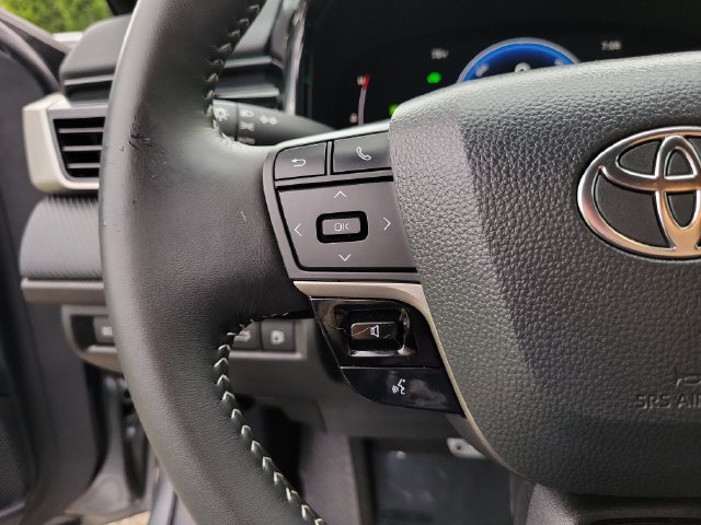 Used 2026 Toyota Camry SE FWD image 15