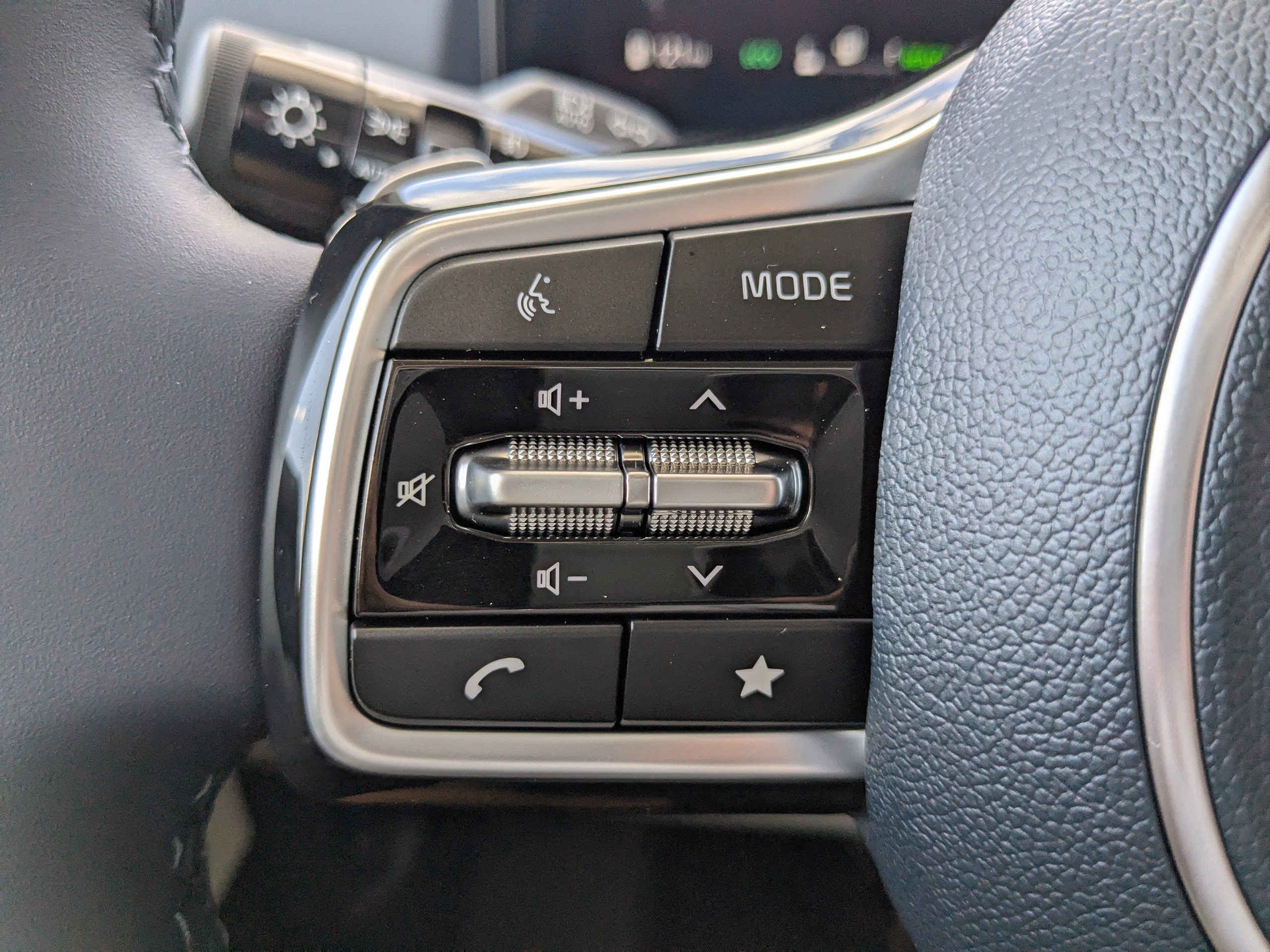 New 2026 Kia Carnival SX image 31