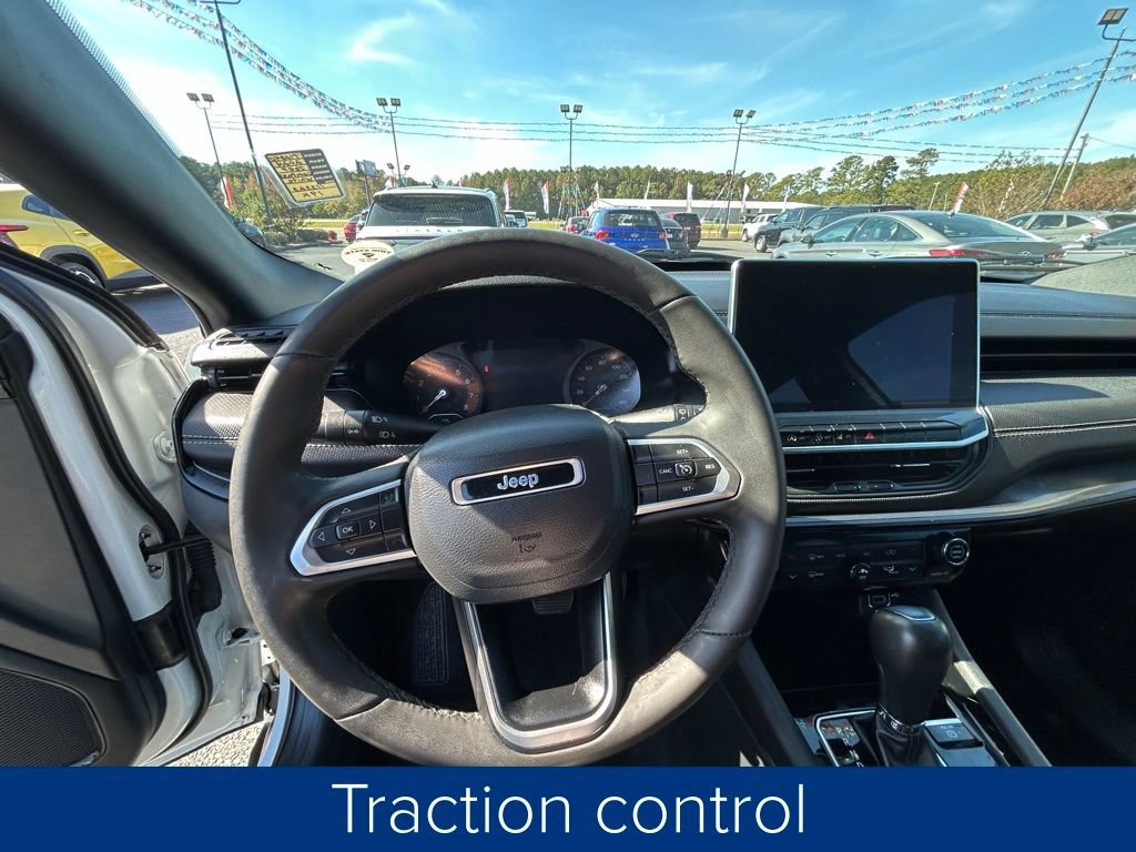 Used 2024 Jeep Compass Latitude w/ Convenience Group image 31
