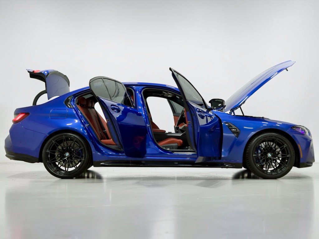 Used 2023 BMW M3 w/ M Carbon Exterior Package RWD image 10