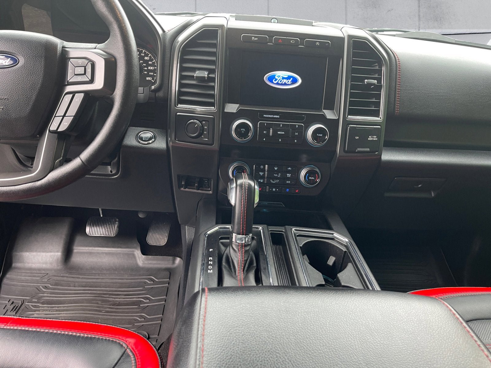 Used 2020 Ford F150 Lariat w/ Equipment Group 502A Luxury AWD/4WD image 12