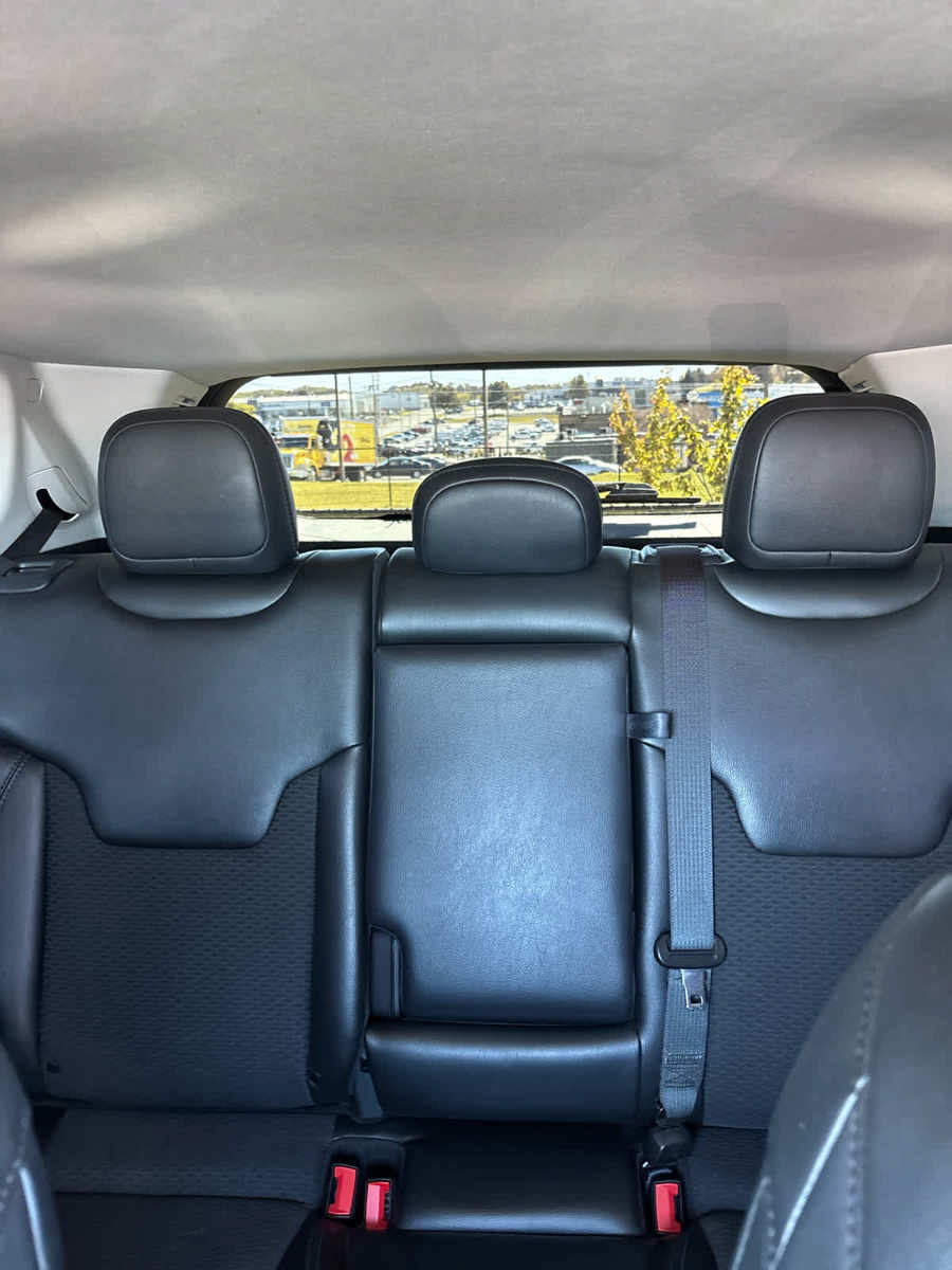 Used 2022 Jeep Compass Latitude w/ Convenience Group AWD/4WD image 16