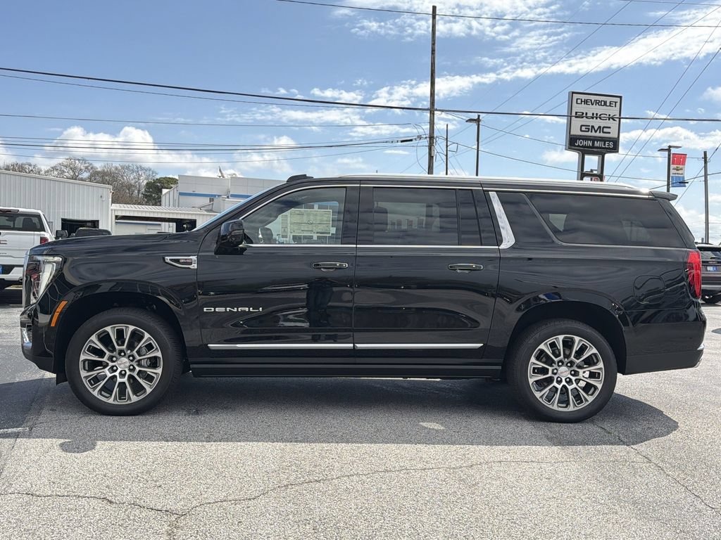 New 2026 GMC Yukon XL Denali w/ Sun & Power Step Package AWD/4WD image 23