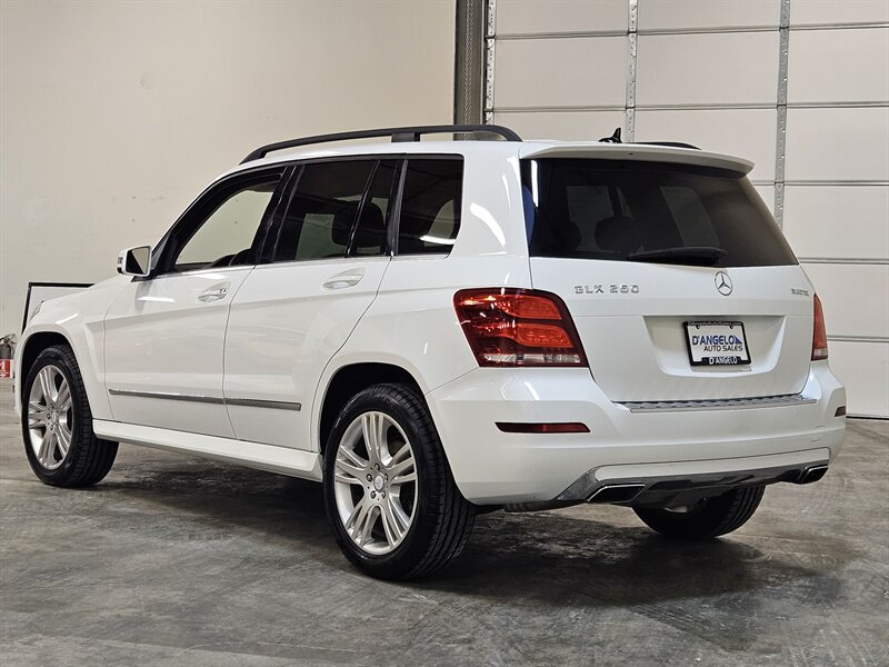 Used 2015 Mercedes-Benz GLK 250 BlueTEC 4MATIC image 5