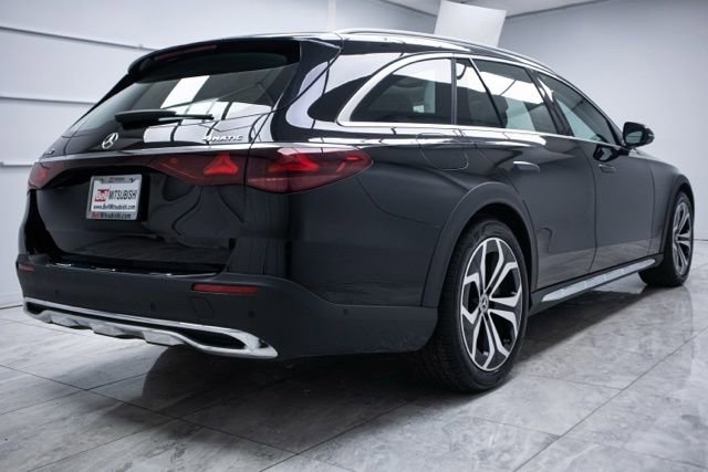 Used 2025 Mercedes-Benz E 450 4MATIC All-Terrain Wagon image 10