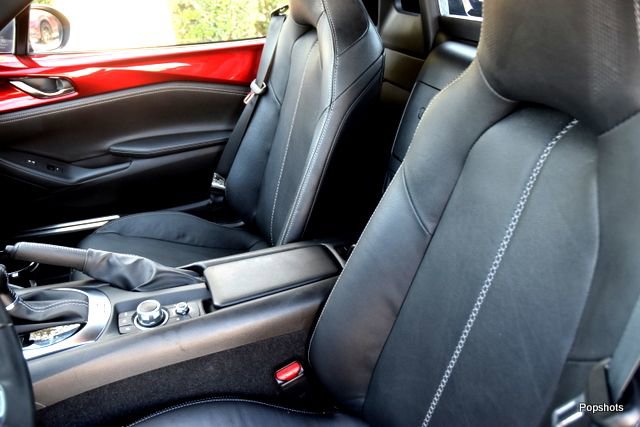 Used 2021 MAZDA MX-5 Miata RF Grand Touring image 12