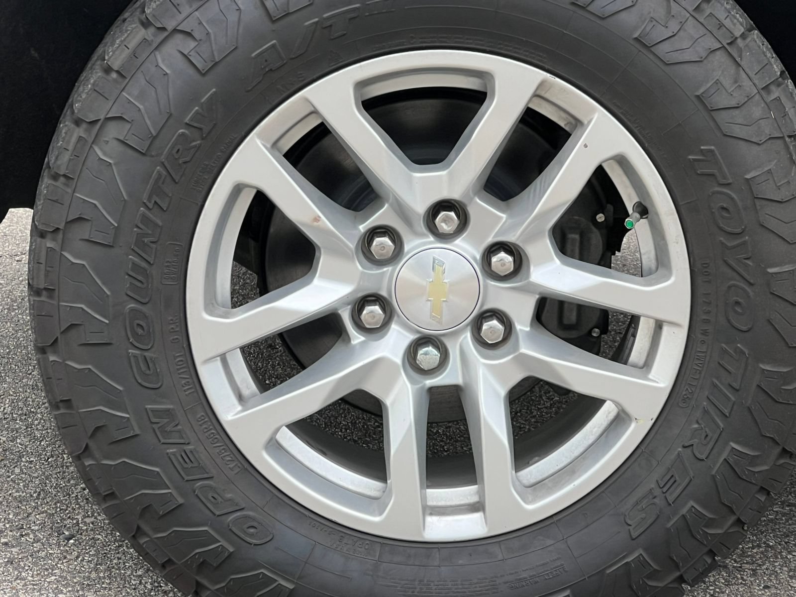 Used 2020 Chevrolet Silverado 1500 LT w/ All-Star Edition AWD/4WD image 7