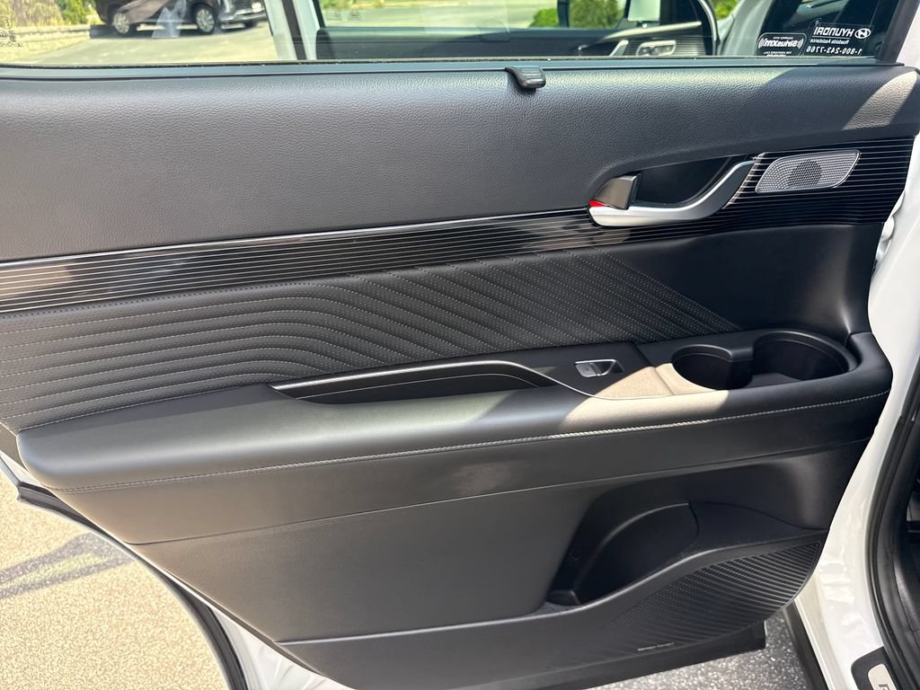 Certified 2024 Hyundai Palisade Calligraphy AWD/4WD image 18