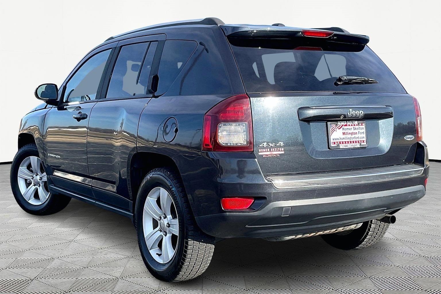Used 2015 Jeep Compass High Altitude image 10