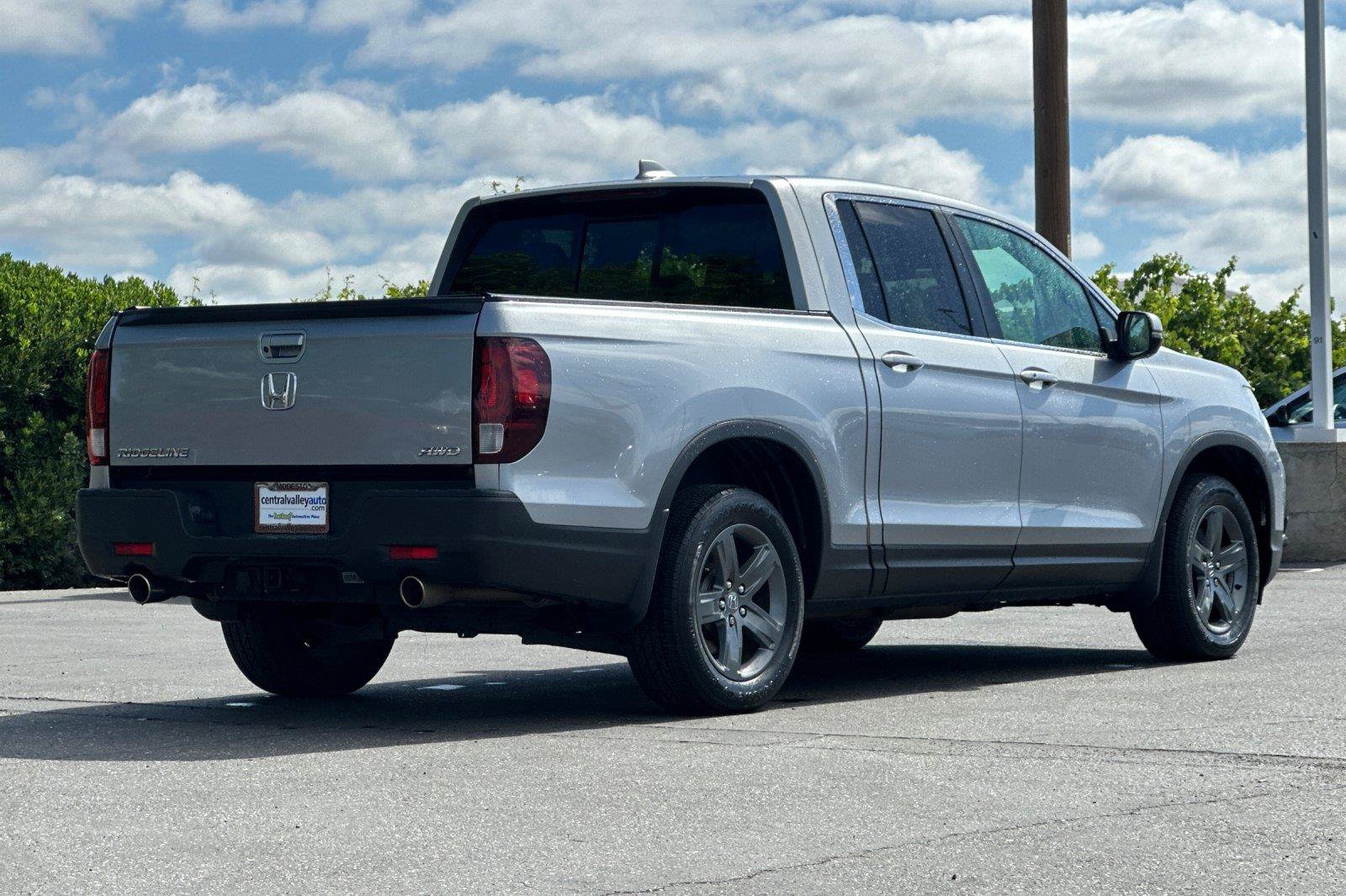 Used 2023 Honda Ridgeline RTL image 3