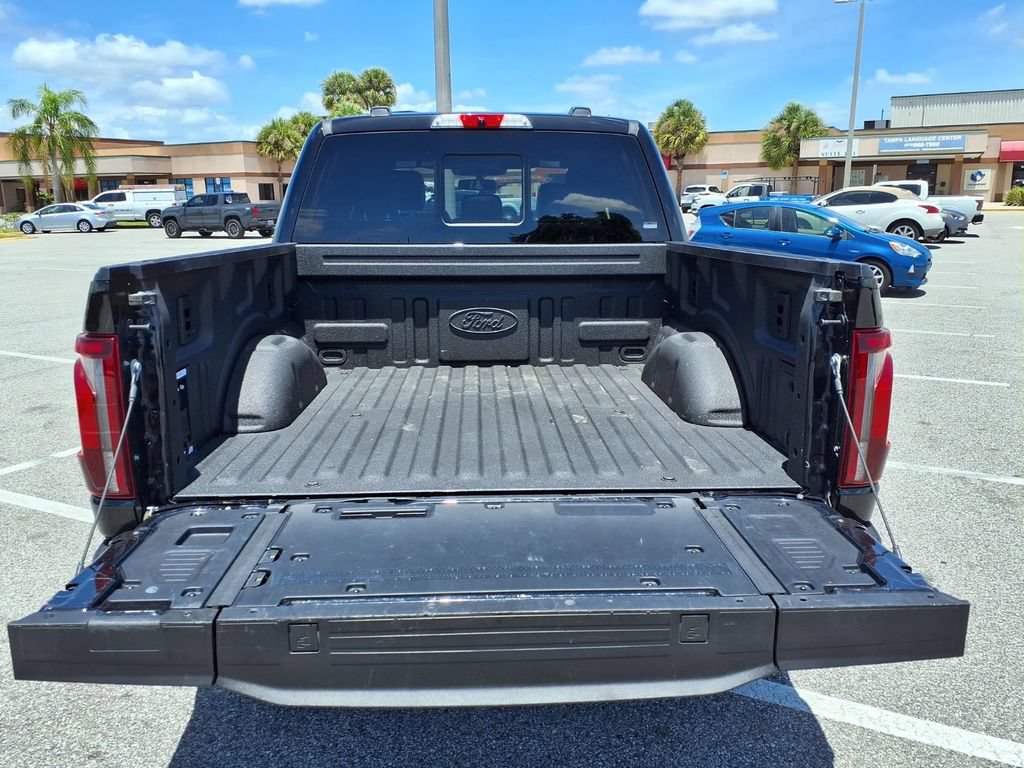 Used 2025 Ford F150 Platinum w/ FX4 Off-Road Package AWD/4WD image 21