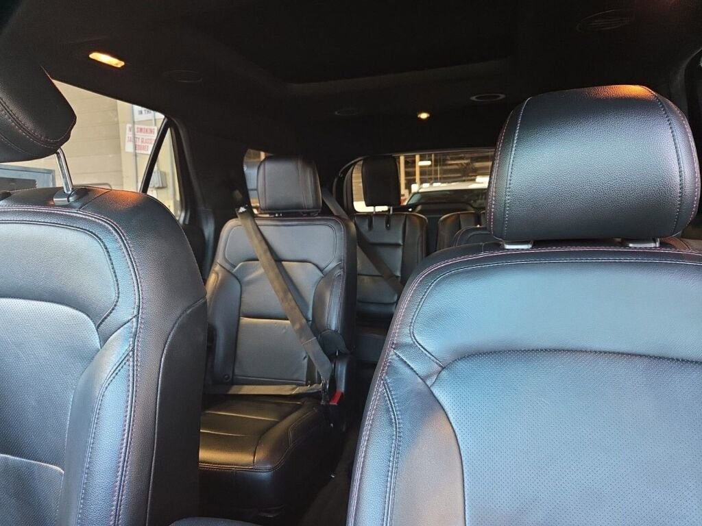 Used 2016 Ford Explorer Sport image 10