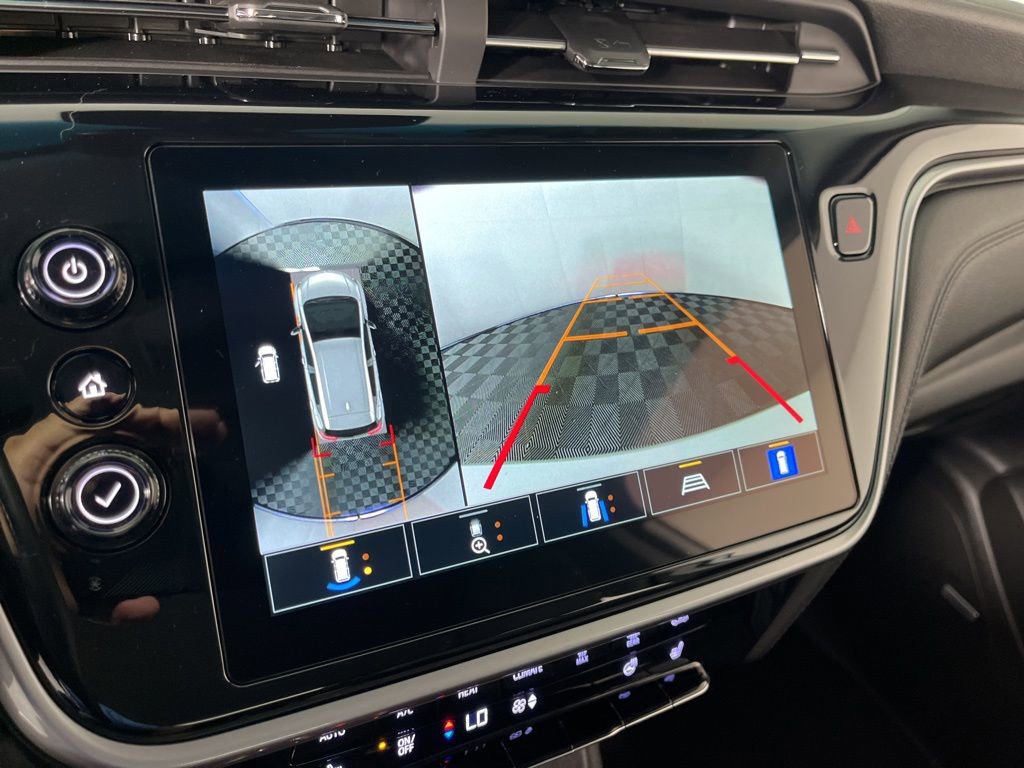 Used 2023 Chevrolet Bolt LT w/ Infotainment Package FWD image 26
