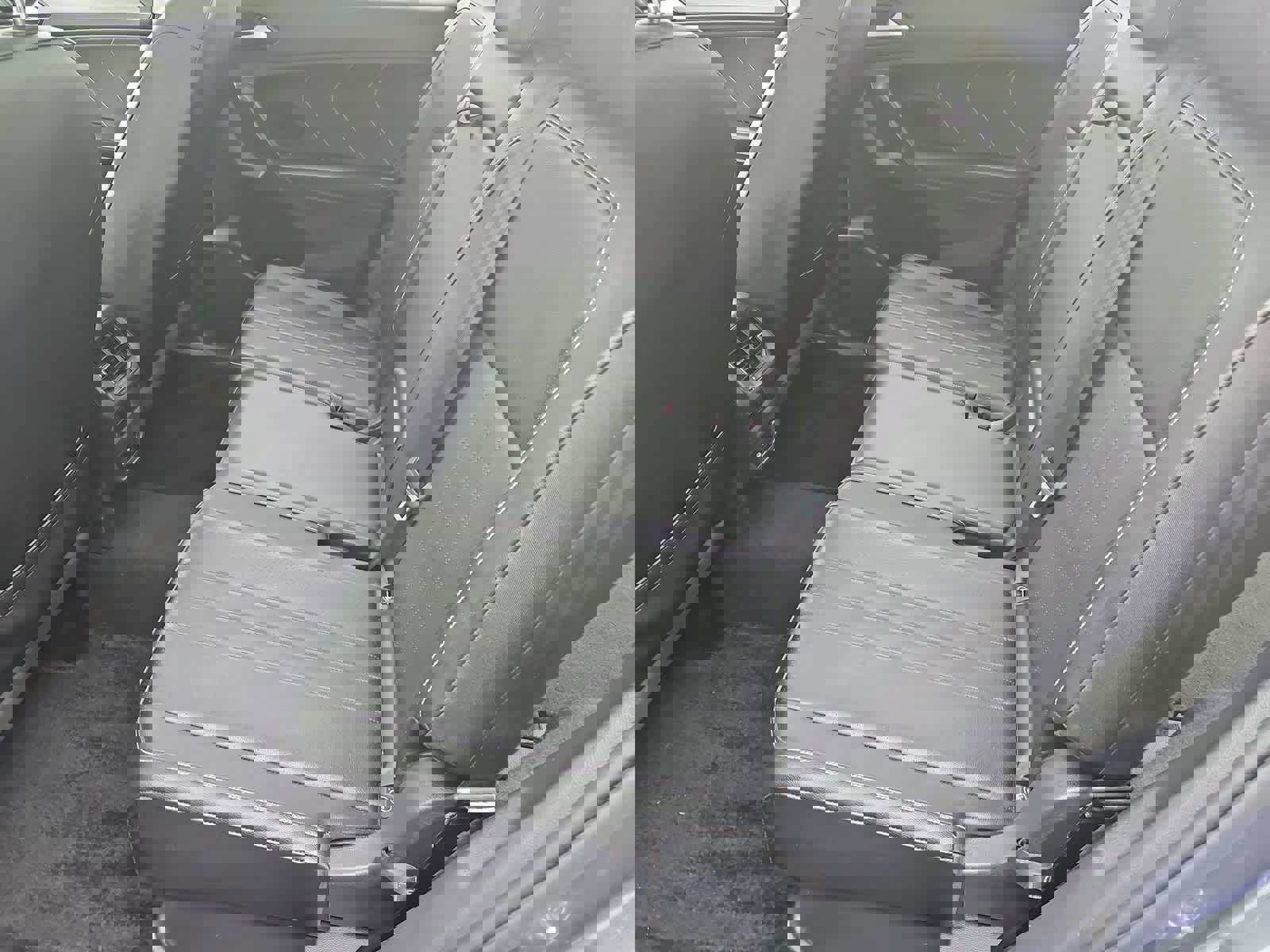 Certified 2022 Volkswagen Tiguan SE image 18