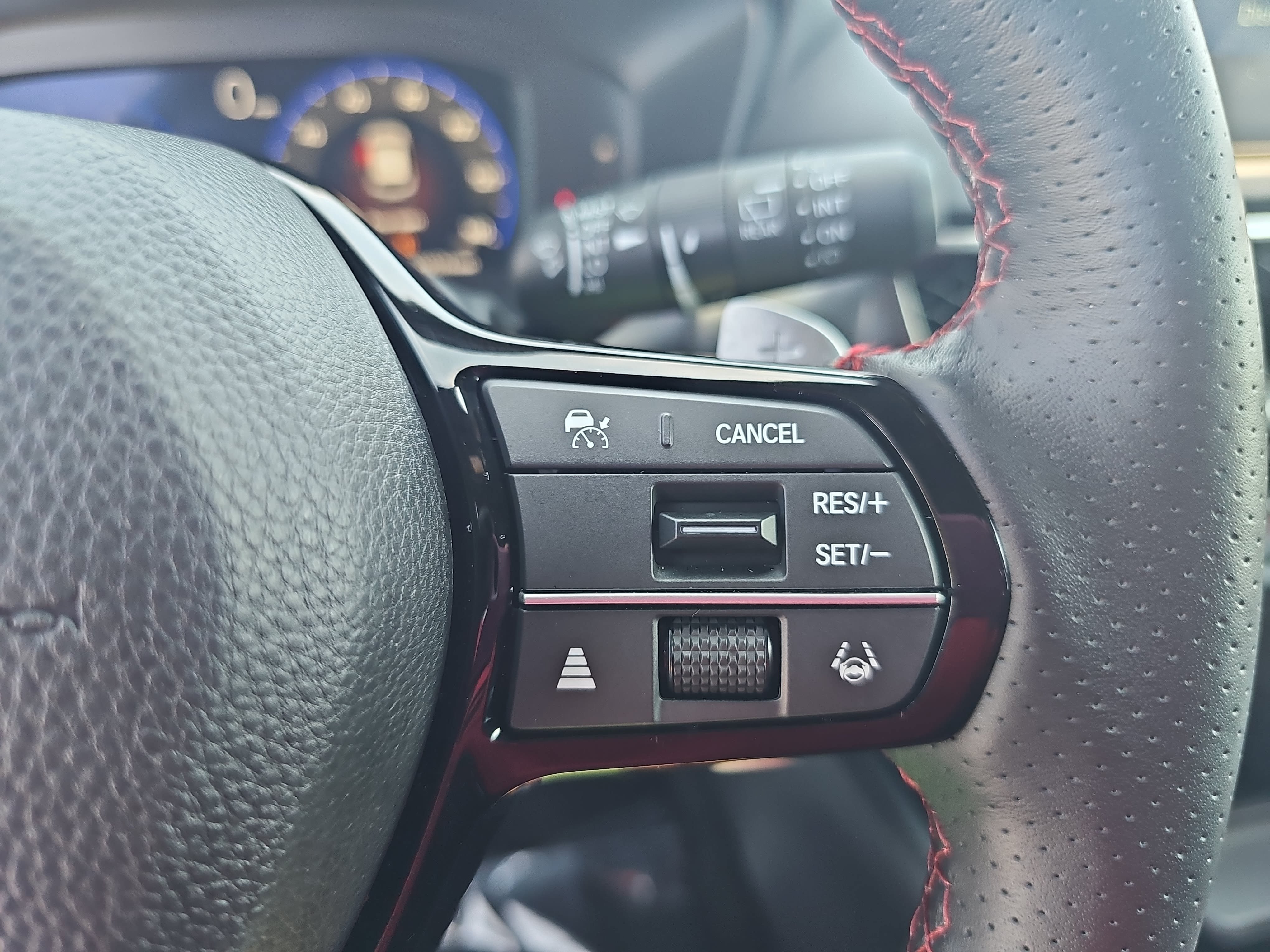 Certified 2025 Acura ADX A-Spec AWD/4WD image 18