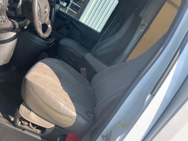 Used 2013 GMC Savana 3500 image 9