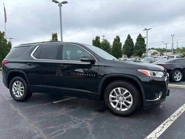 Used 2021 Chevrolet Traverse LT FWD image 4