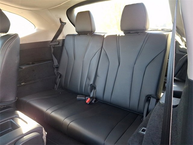 Used 2023 Acura MDX SH-AWD w/ Technology Package image 11