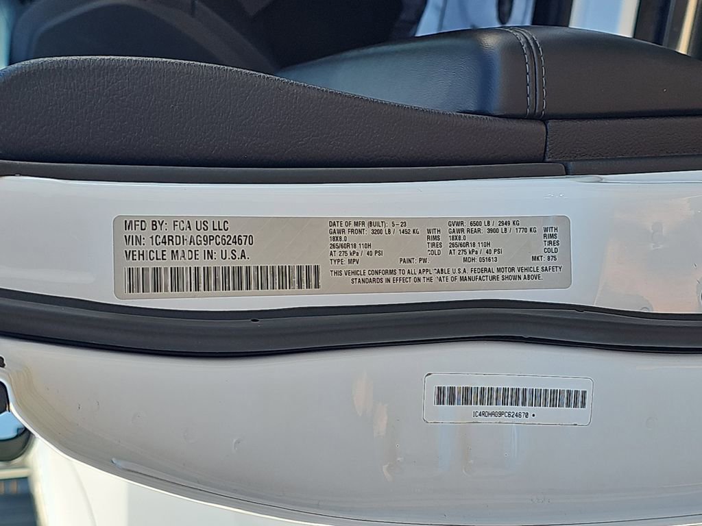 Used 2023 Dodge Durango SXT RWD image 36