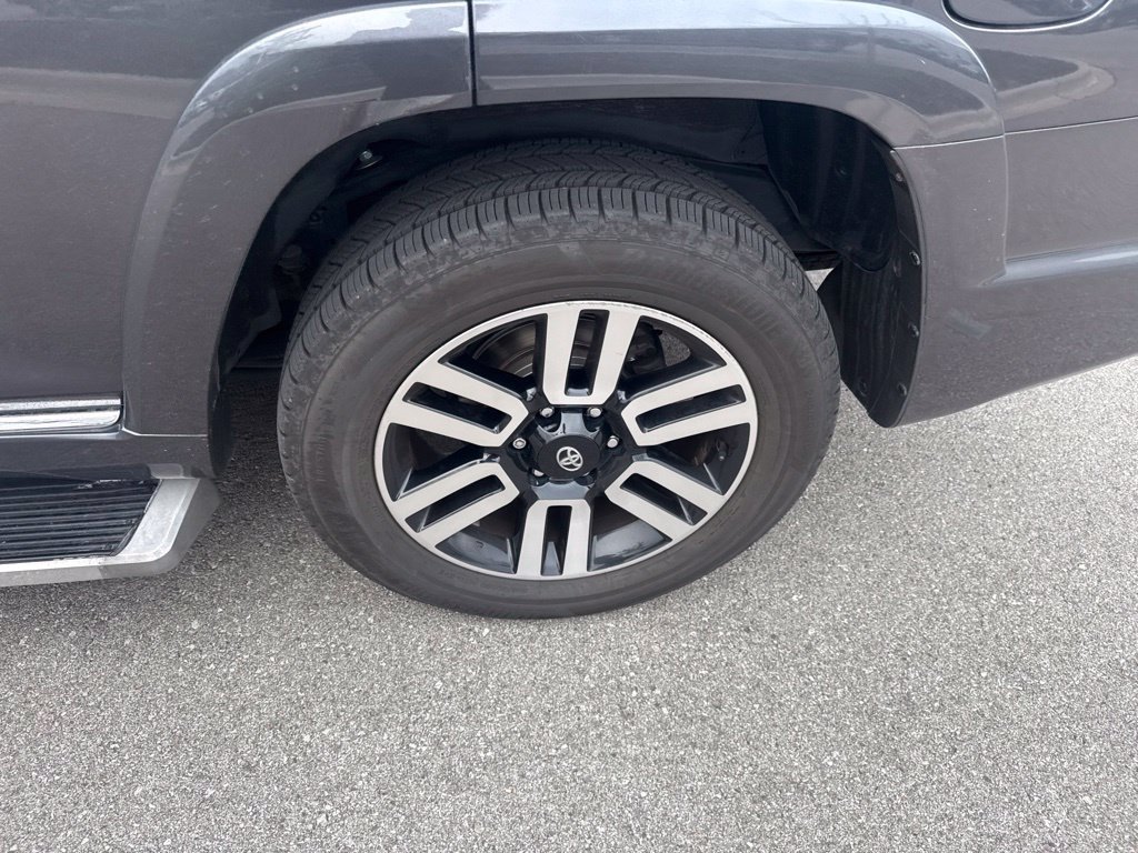 Used 2018 Toyota 4Runner Limited AWD/4WD image 12