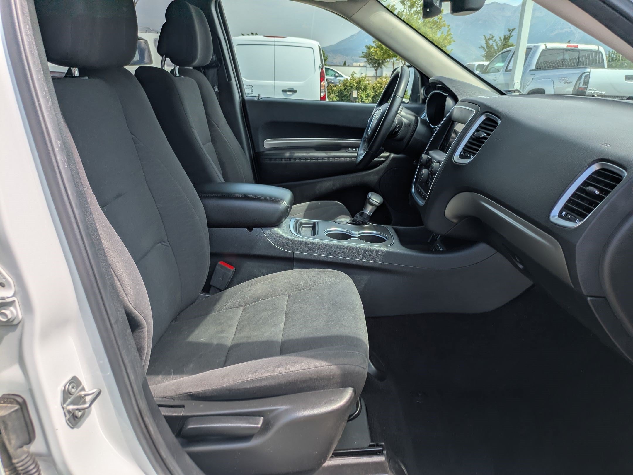 Used 2019 Dodge Durango SXT w/ 3rd Row Seating Group RWD image 33