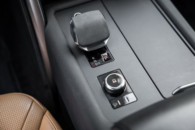 Used 2023 Land Rover Discovery HSE R-Dynamic AWD/4WD image 42