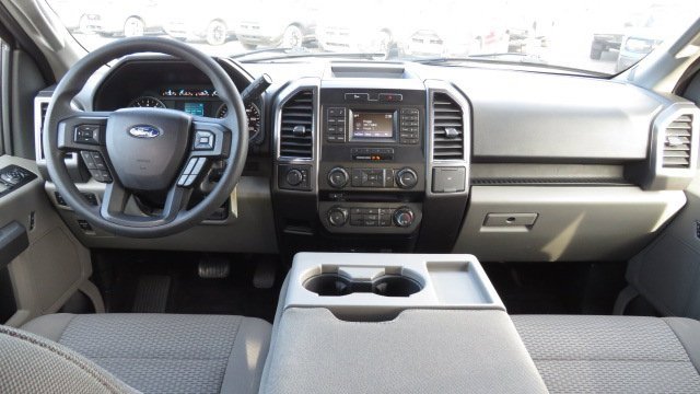 Used 2017 Ford F150 XLT image 2