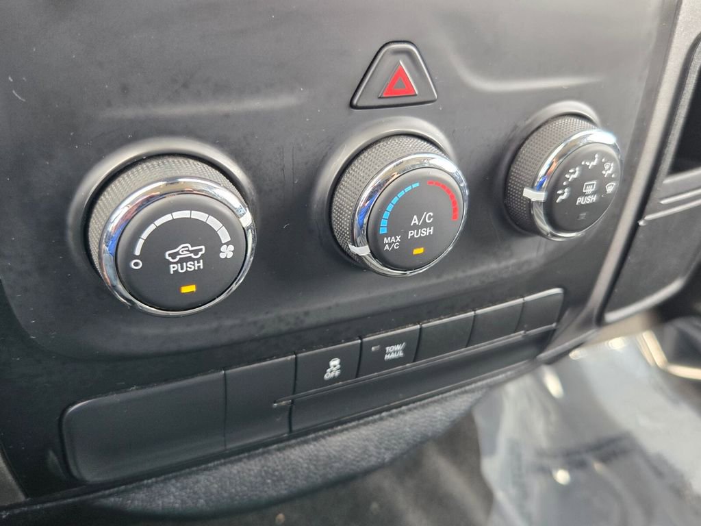 Used 2017 RAM 1500 Express w/ Express Value Package image 19
