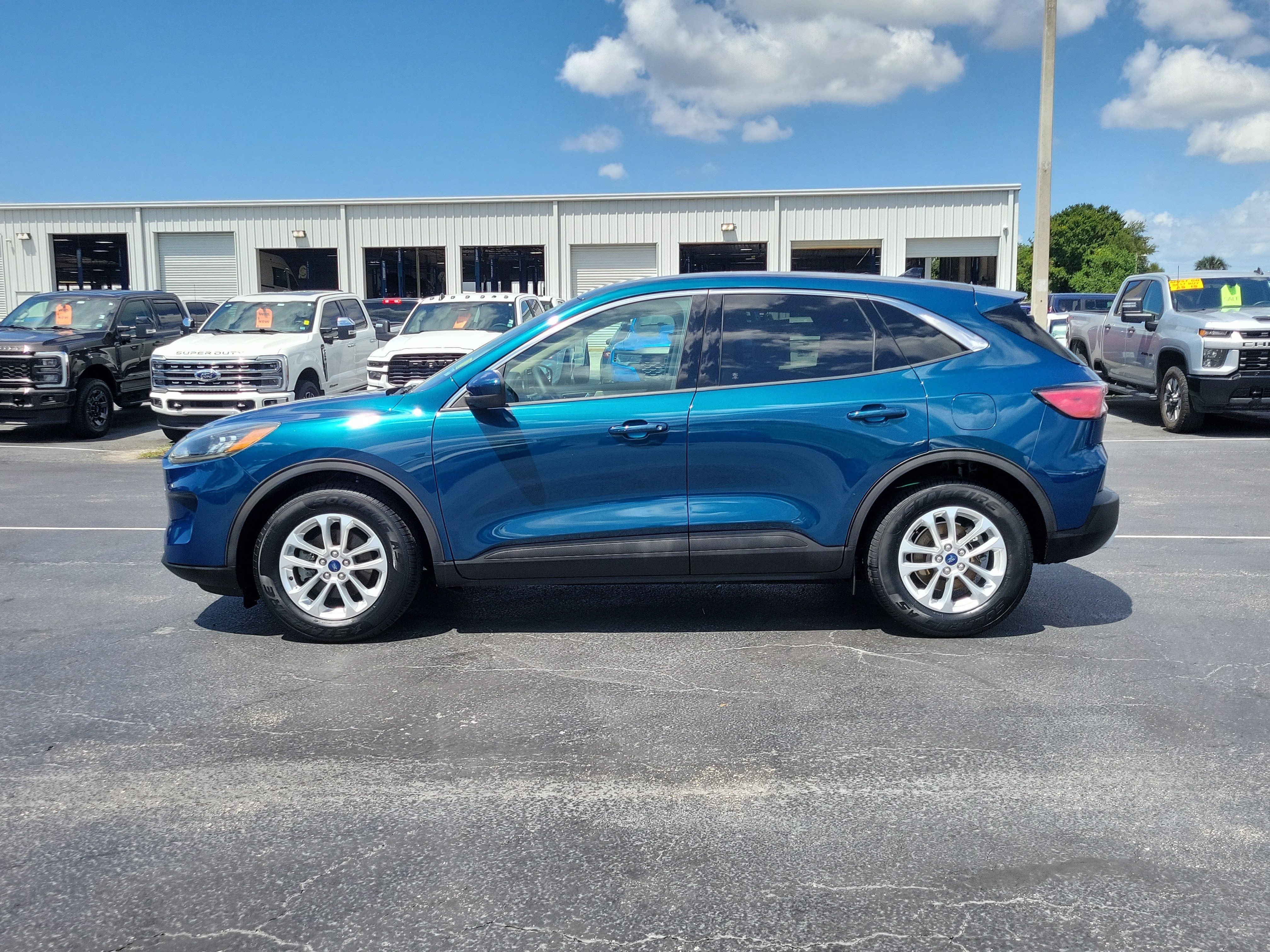 Certified 2020 Ford Escape SE FWD image 6