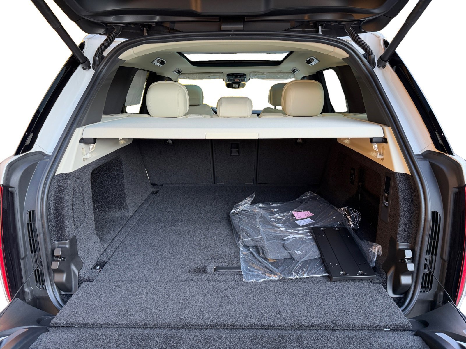 New 2026 Land Rover Range Rover SE AWD/4WD image 25