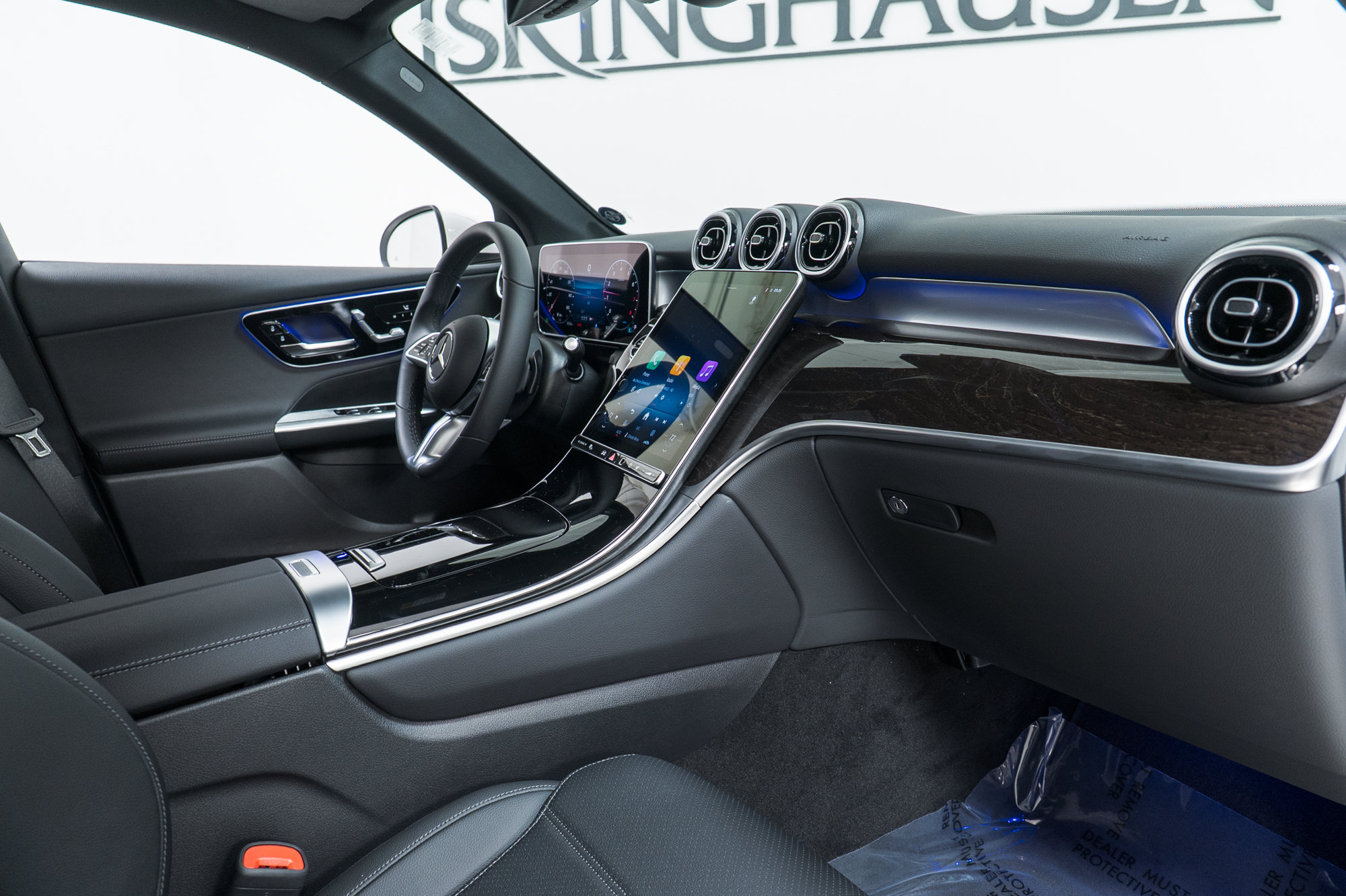 New 2026 Mercedes-Benz GLC 300 4MATIC image 21