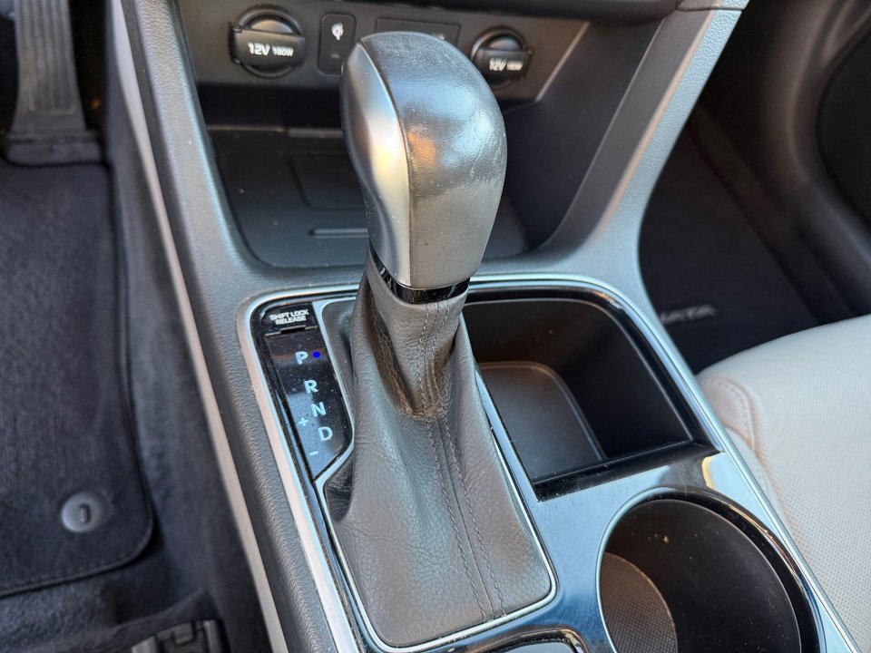 Used 2018 Hyundai Sonata Limited w/ Limited Ultimate Package 03 image 22