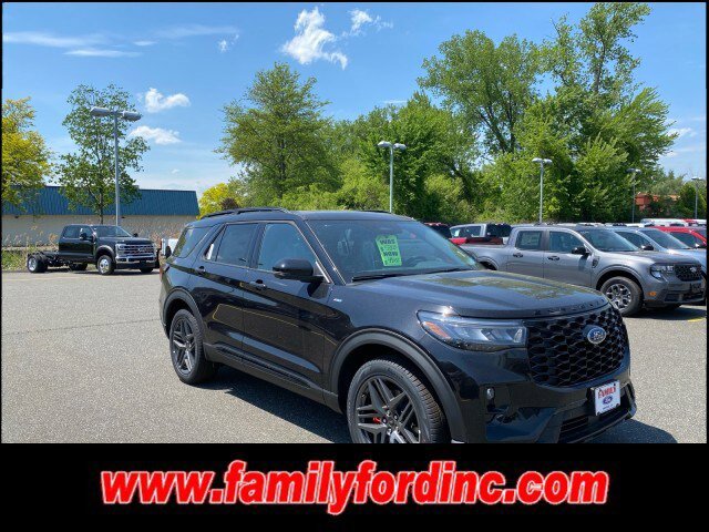 New 2026 Ford Explorer ST-Line w/ ST-Line Street Pack AWD/4WD image 8