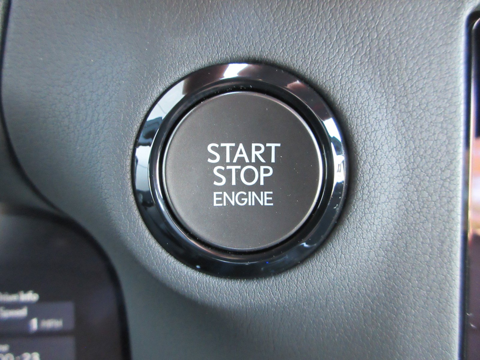 Used 2026 Lexus GX 550 w/ Accessory Package (2T) AWD/4WD image 42