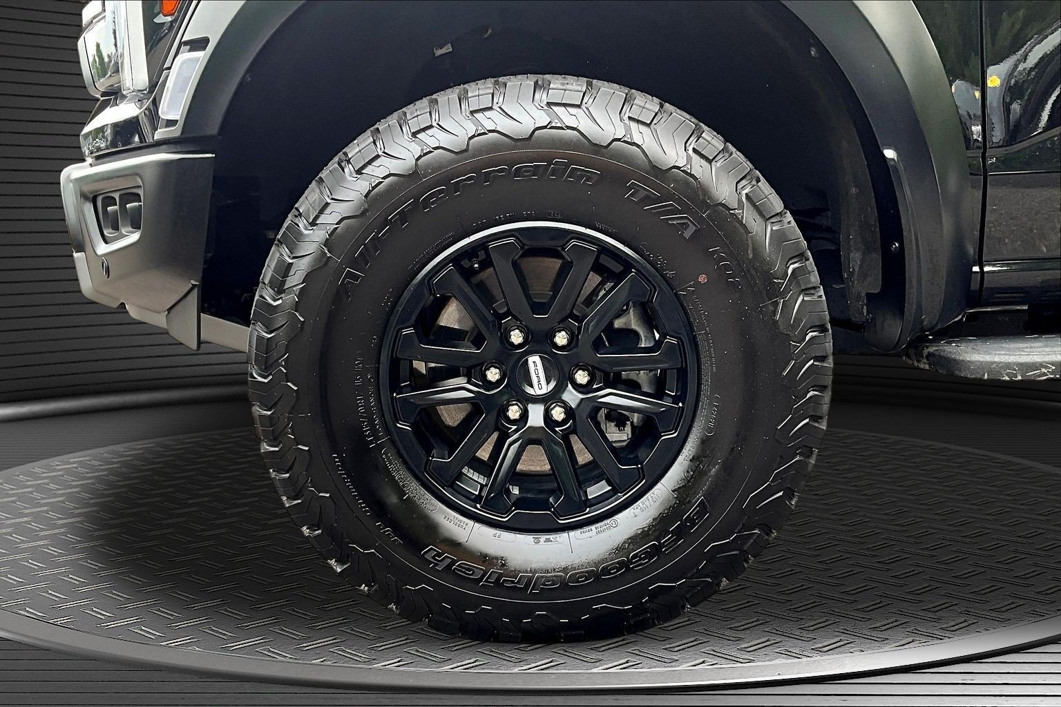 Used 2025 Ford F150 Raptor AWD/4WD image 25