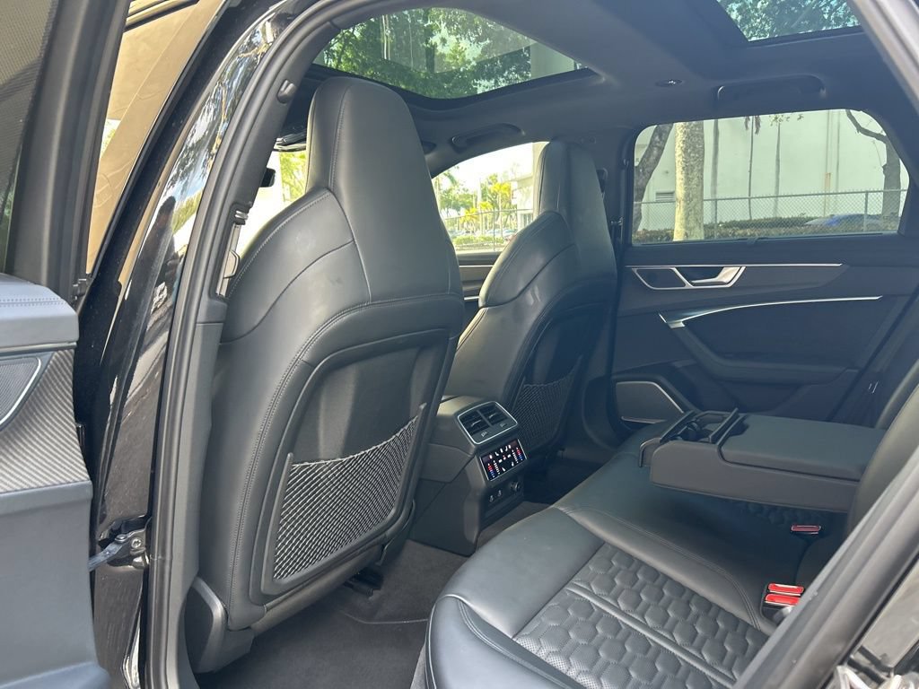 Used 2022 Audi RS 6 w/ Carbon Optic Package AWD/4WD image 47